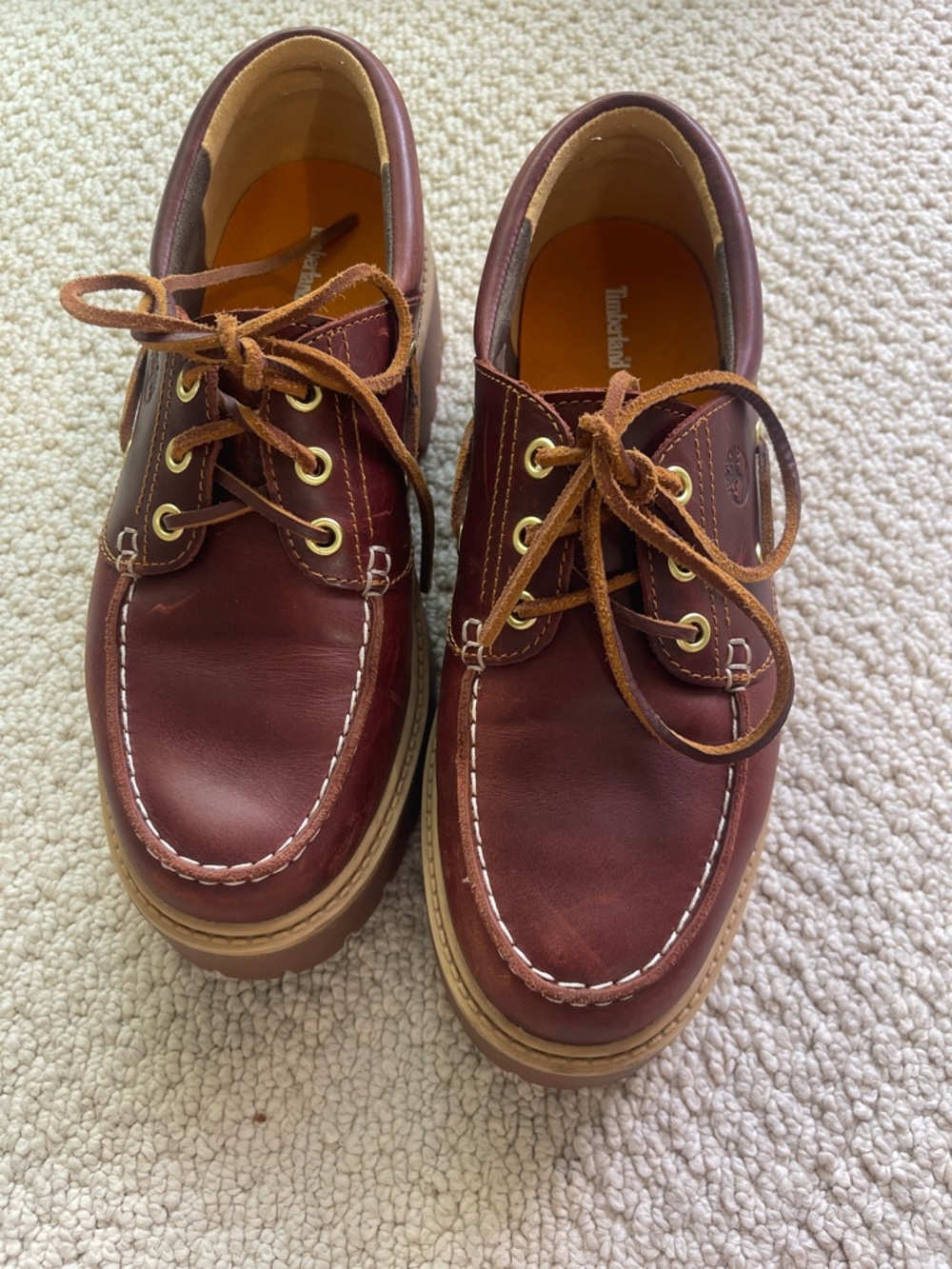 Timberland women’s Burgundy Leather Boat Shoes with platform
